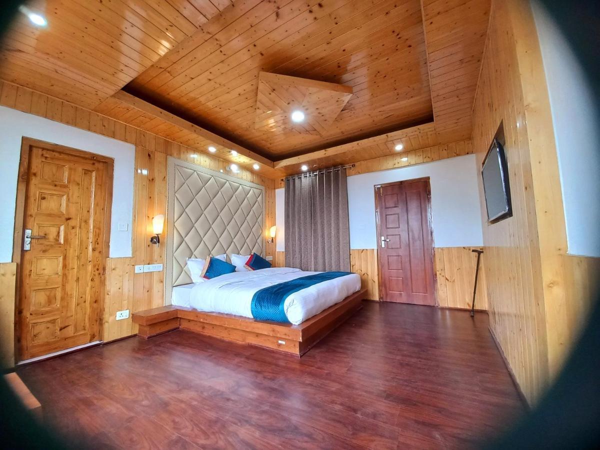 Humble Holiday Inn Kufri Simla Bagian luar foto