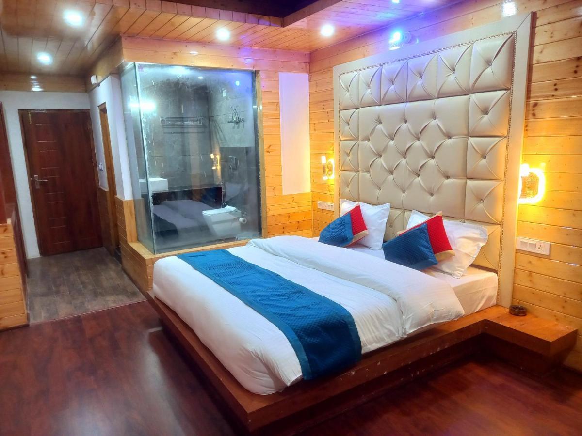 Humble Holiday Inn Kufri Simla Bagian luar foto